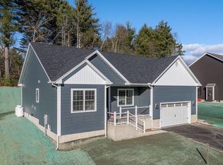 15 High Bluff Rd, Belchertown, MA 01007