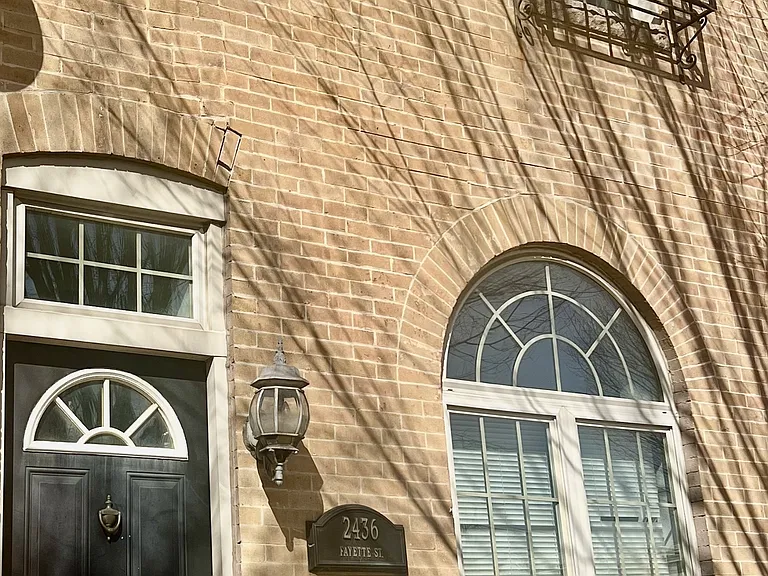 2436 E Fayette St #- — Photo 1
