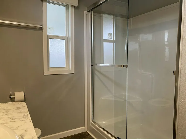 454 King Edward Ave #42 — Photo 4