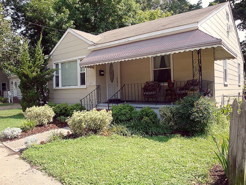 8950 Tidewater Drive - Front