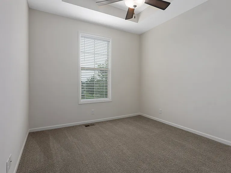 16026 Shady Bend St — Photo 24