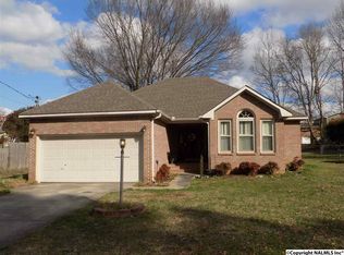 2106 Evans Dr SW, Hartselle, AL 35640