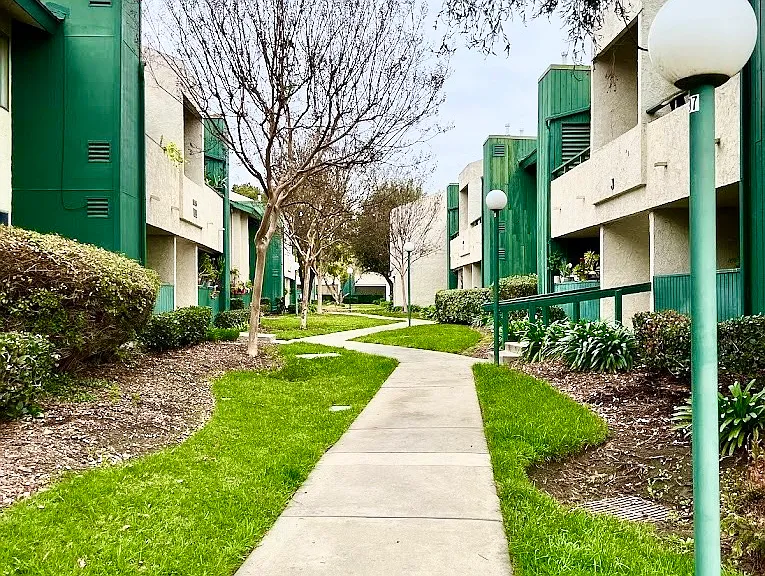 15201 Santa Gertrudes Ave #Y105 — Photo 4