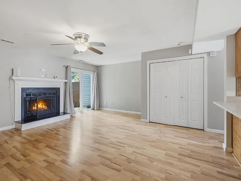 5475 Davis Way — Photo 6