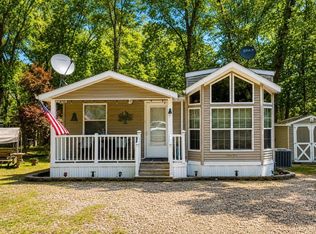 1-109 Woodhaven Dr E, Sublette, IL 61367