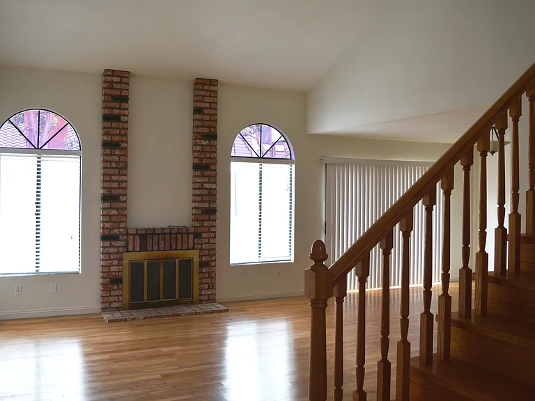 16716 Picadilly Ln — Photo 16