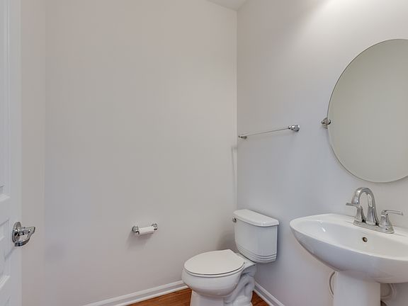 5th image of 44843 Stockton Dr
