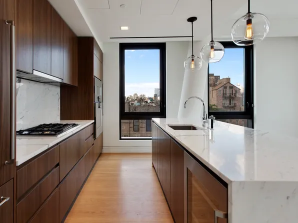 242 Broome Street 7D image 3 of 8
