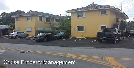 2nd image of 890 NW 39th St APT 5