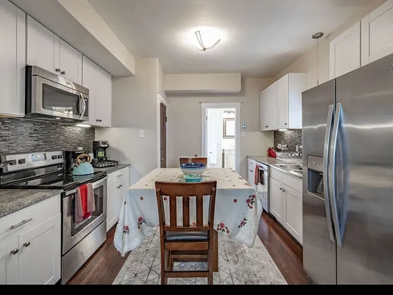 6136 Delmar Blvd #2 — Photo 11