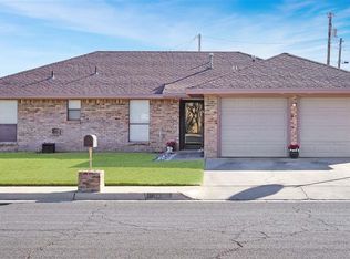 3416 N Sand Ridge Dr, Hobbs, NM 88240