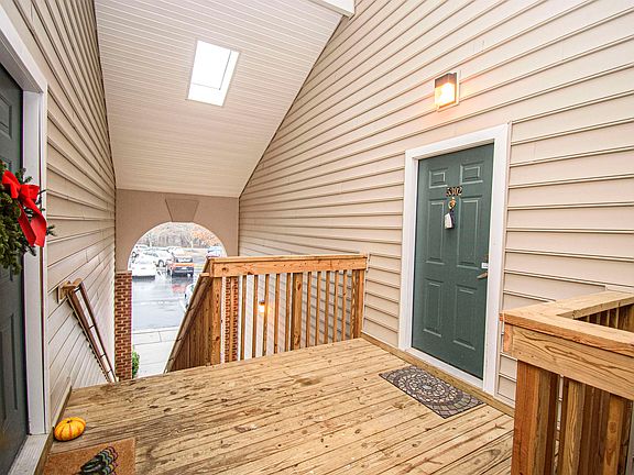 3rd image of 305 N Knollwood Dr Suite 5302