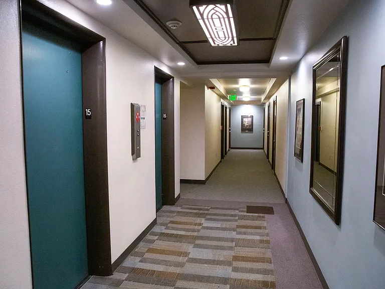 Park Tower Apartments — Photo 88