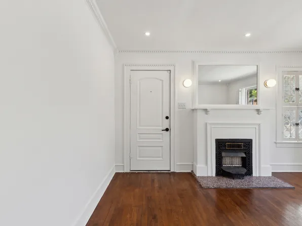 2511 Burlington Blvd, Dallas, TX 75211