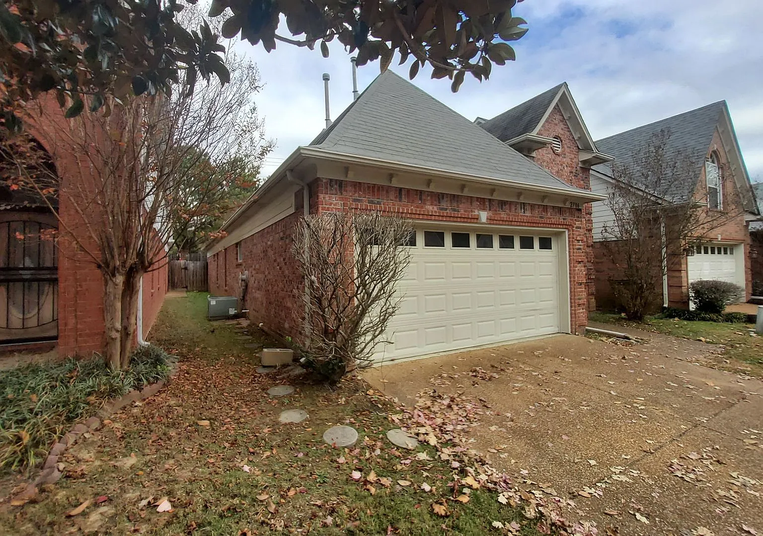 Welcome to 2706 Bending Elm Drive! — Photo 2