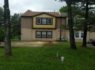 213 Dean Dr, Perkasie, PA 18944