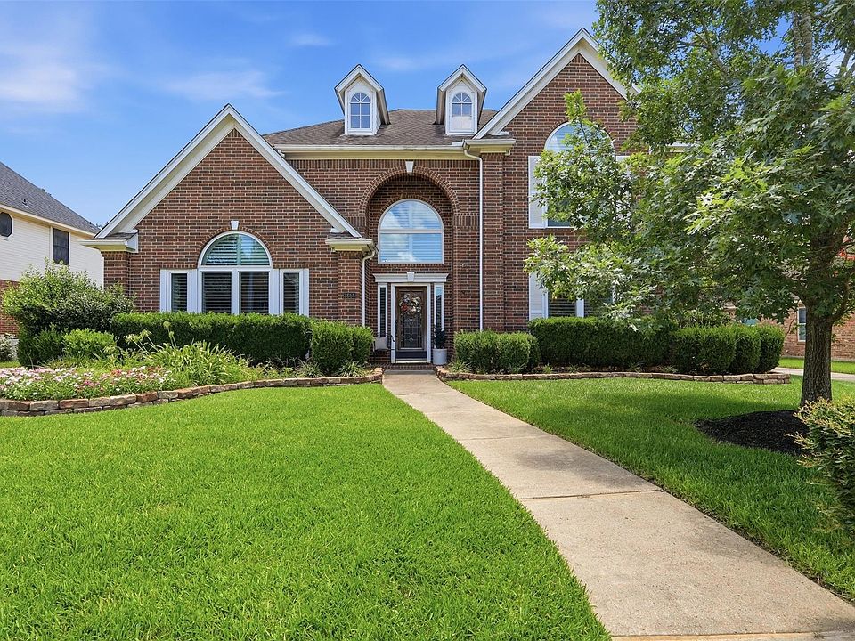 1st image of 3655 Blue Lake Dr