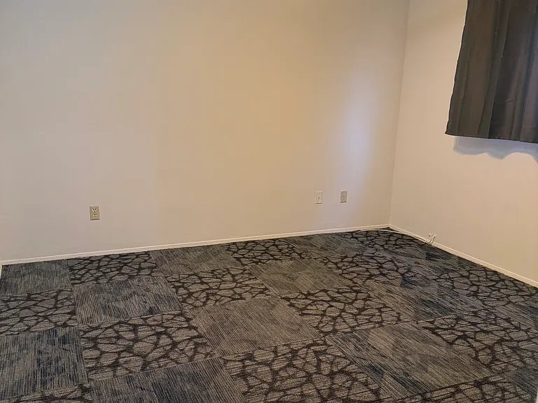 1014 Buena Vista St #5 — Photo 10