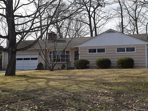 2nd image of 62 Idlewood Dr