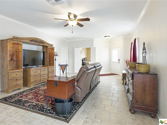 4th image of 102 Glacier Ct