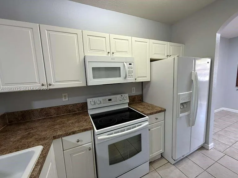 1690 NE 33rd Ave #6-106 — Photo 10
