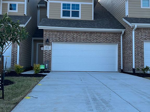 2nd image of 612 Laurel Cherry Ln