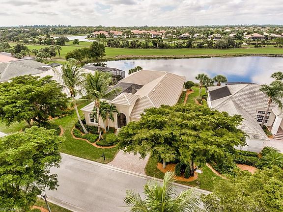 4th image of 8821 New Castle Dr
