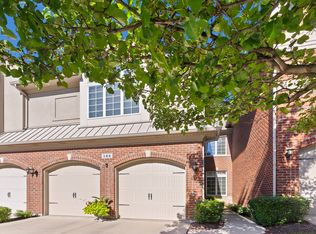 144 Roundtree Ct, Bloomingdale, IL 60108