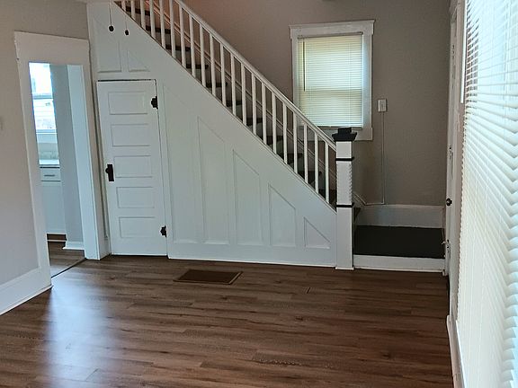 4th image of 212 Mullally St