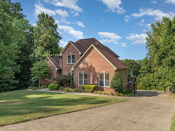 3rd image of 345 Deepwood Trl