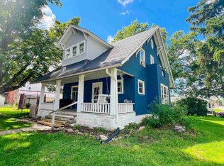 108 N 1st St, Hawkeye, IA 52147