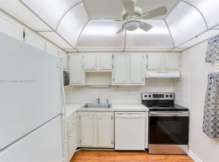 1005 Country Club Dr APT 408, Margate, FL 33063