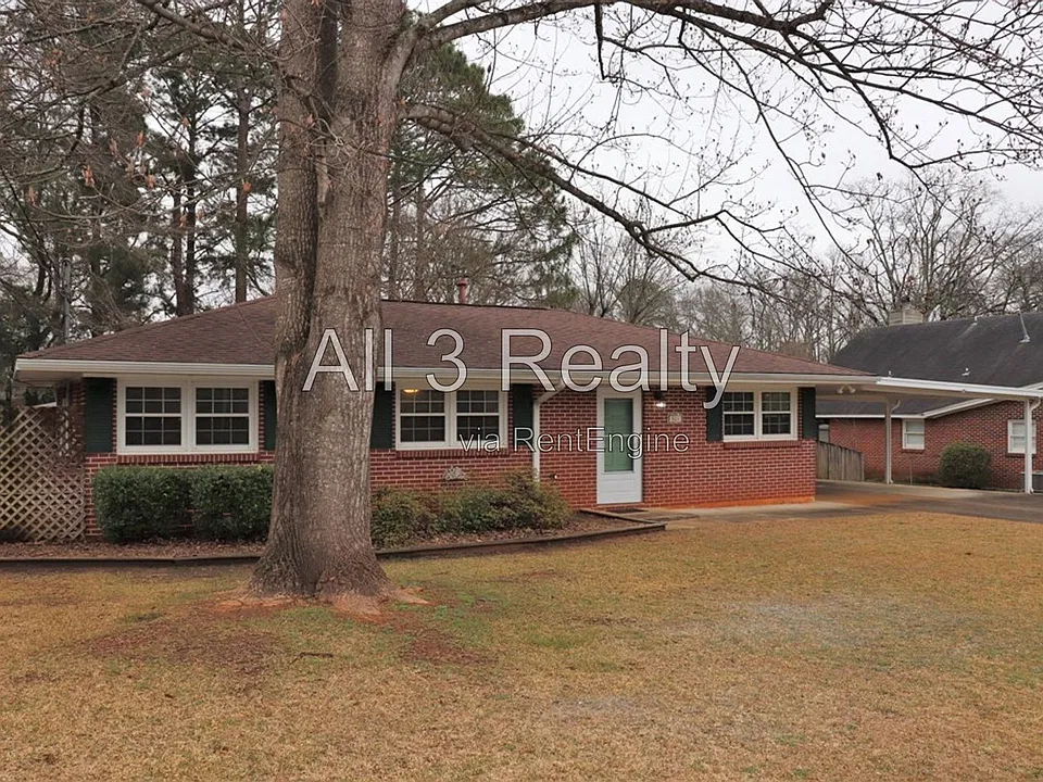 921 Karen Rd