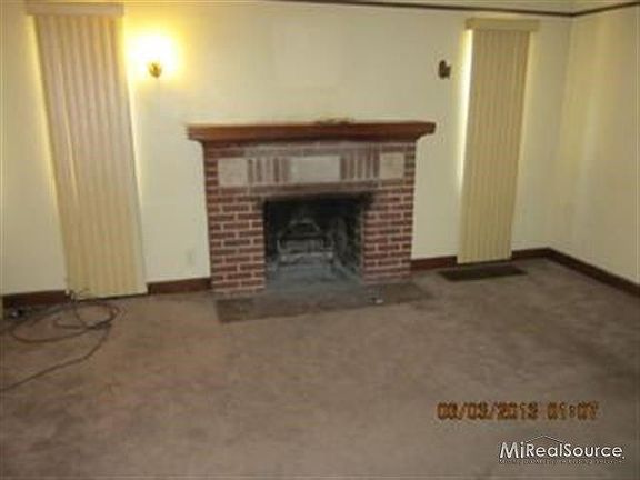 3rd image of 9184 Kensington Ave