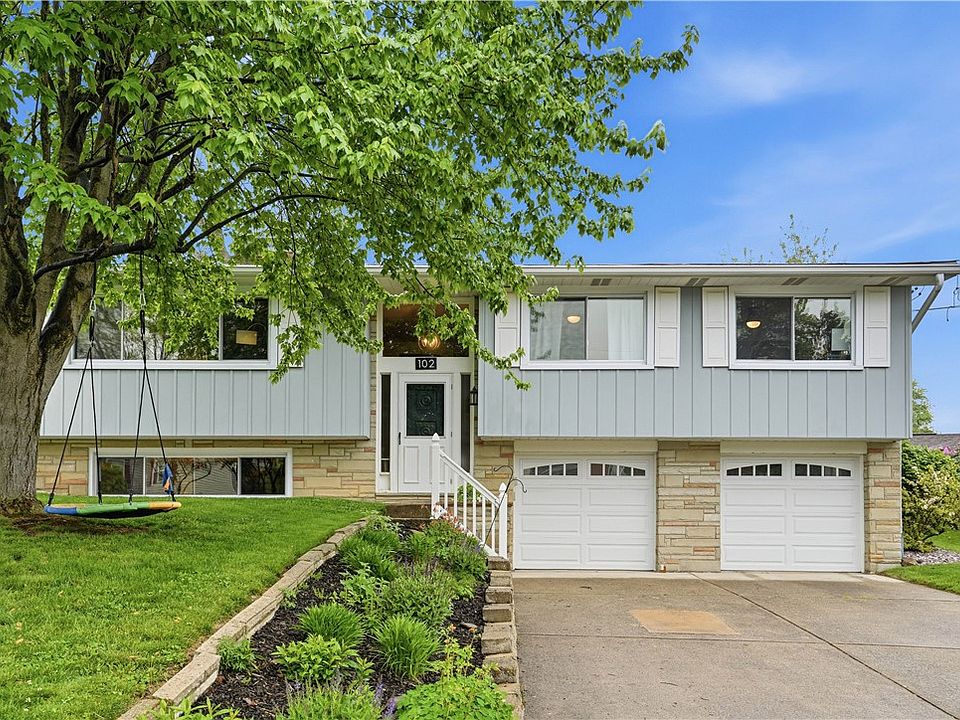 1st image of 102 Cottonwood Ct
