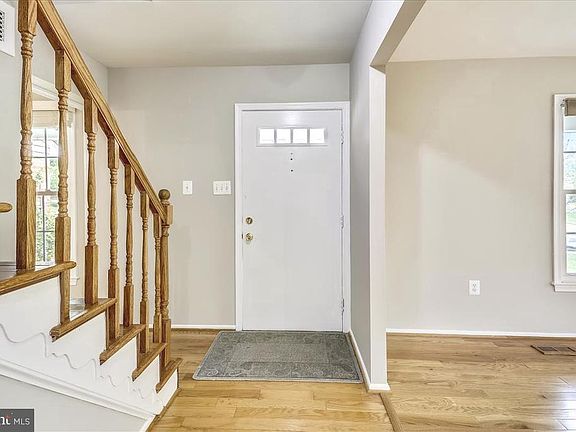3rd image of 1801 Greenplace Ter