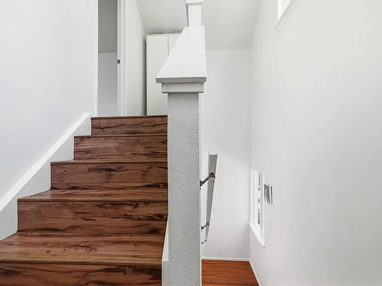 231 Paseo Bernal — Photo 16