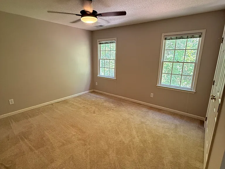 74 Park Village Ln — Photo 22