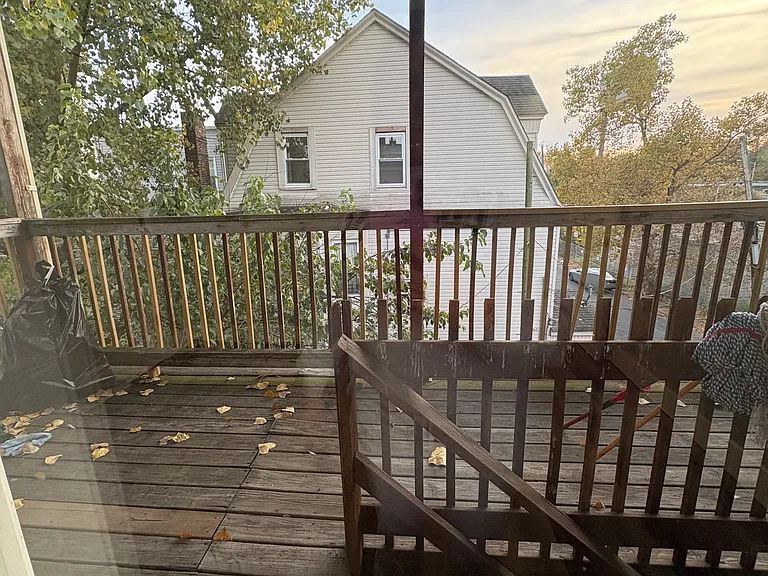 186 Hawthorne Ave #3LL — Photo 6