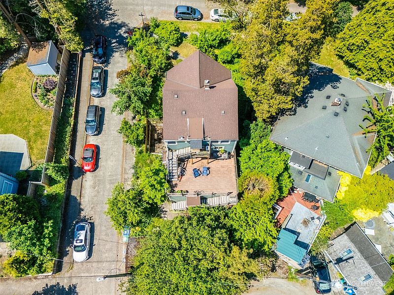 4th image of 5604 17th Avenue NE