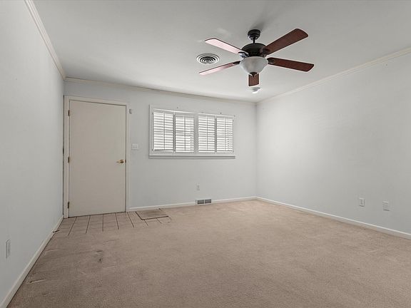 4th image of 110 N 17th St