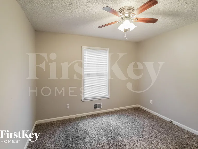 4725 Diggers Way — Photo 15