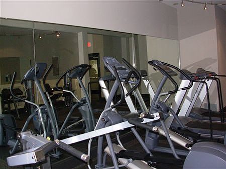 3rd image of 309 Holland Ln #348