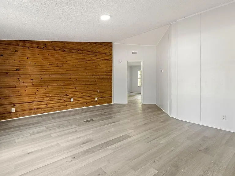 16474 N Emerson Cir — Photo 5