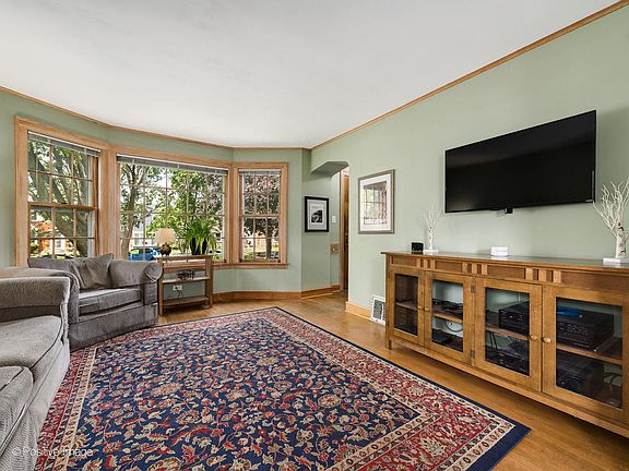2nd image of 3019 N 78th Ct