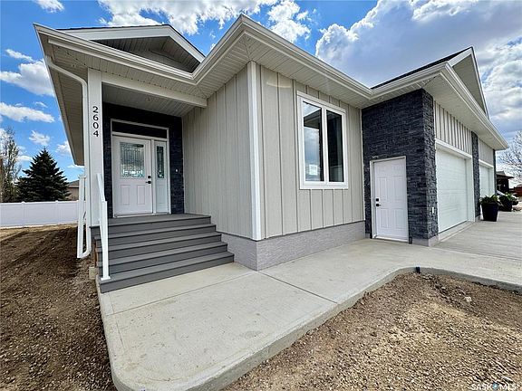 2nd image of 2604 Sandpiper ROAD