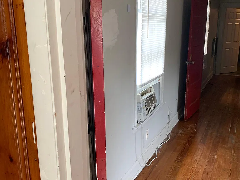330 Oak St — Photo 30