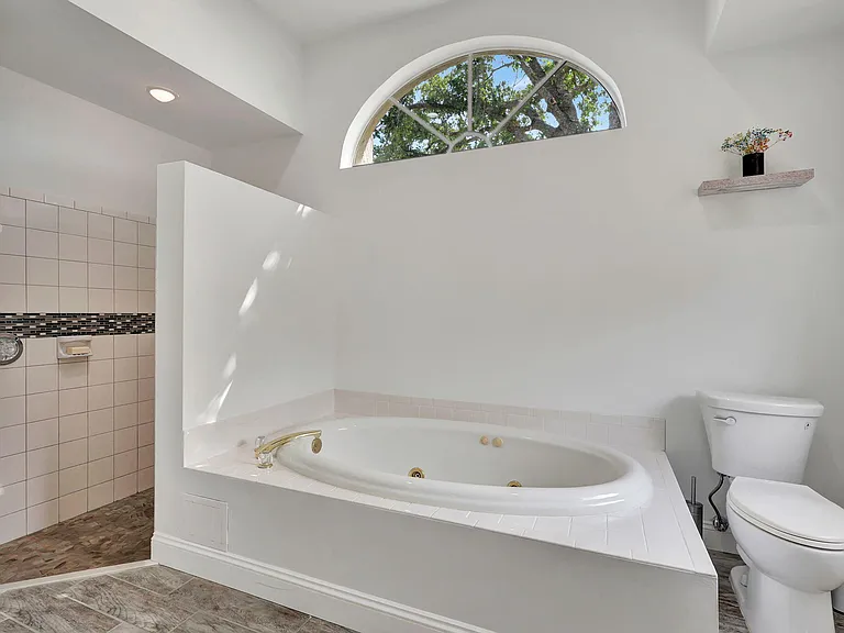 13805 Sheffield St — Photo 23