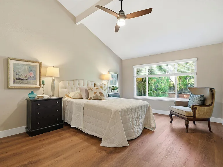 4350 Columbine Dr — Photo 29