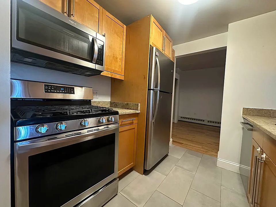 1st image of 380 Lenox Ave Floor 3